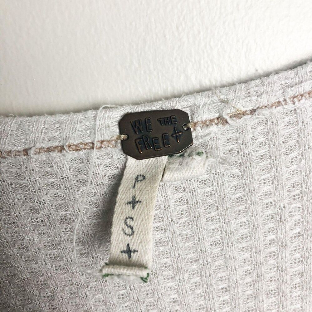 We The Free Waffle Knit Distressed V Neck - Picture 6 of 7